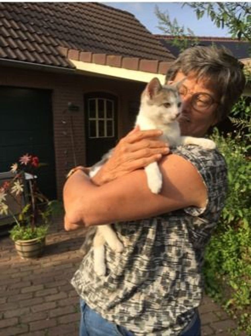 Anita + gatto.PNG