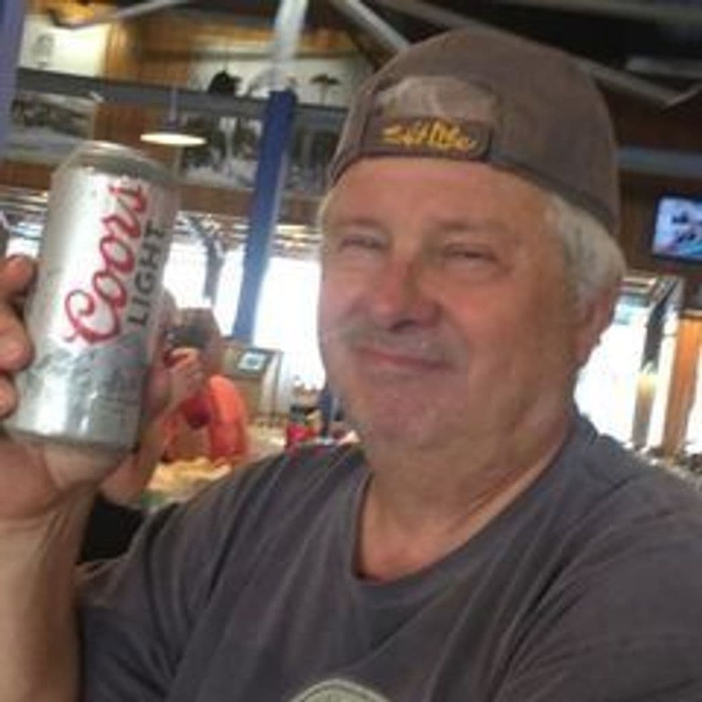 rene coors light.jpg